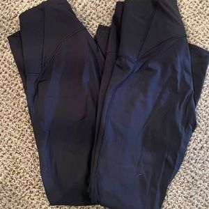 Set of two GUC lululemon train times size 6